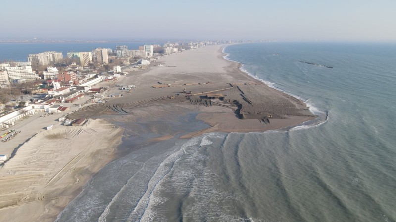 Ce s-a întâmplat cu plajele lărgite din Mamaia. Fenomenul e periculos