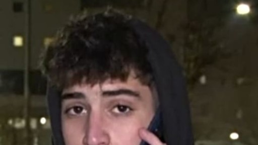 Eroii din trenul morții. Doi studenți au salvat 26 de pasageri după tragedia feroviară din Grecia