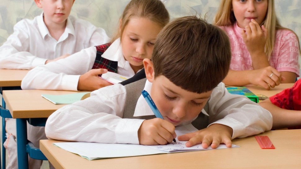 Modificare importantă la Legea Educației. Elevii vor putea fi exmatriculați din școli inclusiv cei din ciclul primar
