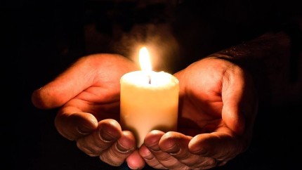 Lumina Sfântă de Paște. Ce să faci cu lumânarea de la Înviere