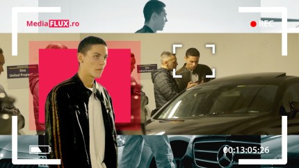 Ce a făcut David Popovici cu doar câteva minute înainte să semneze contractul vieții lui. Paparazzi Mediaflux.ro l-au fotografiat | VIDEO EXCLUSIV