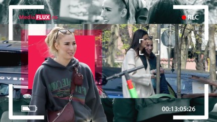 Sarah Dumitrescu Prodan proaspăt despărțită de iubit jubilează la telefon. Ce veste o fi primit | VIDEO PAPARAZZI
