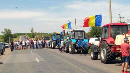 Proteste organizate de fermierii români în București și mai multe județe din țară. Cerealele din Ucraina problematice