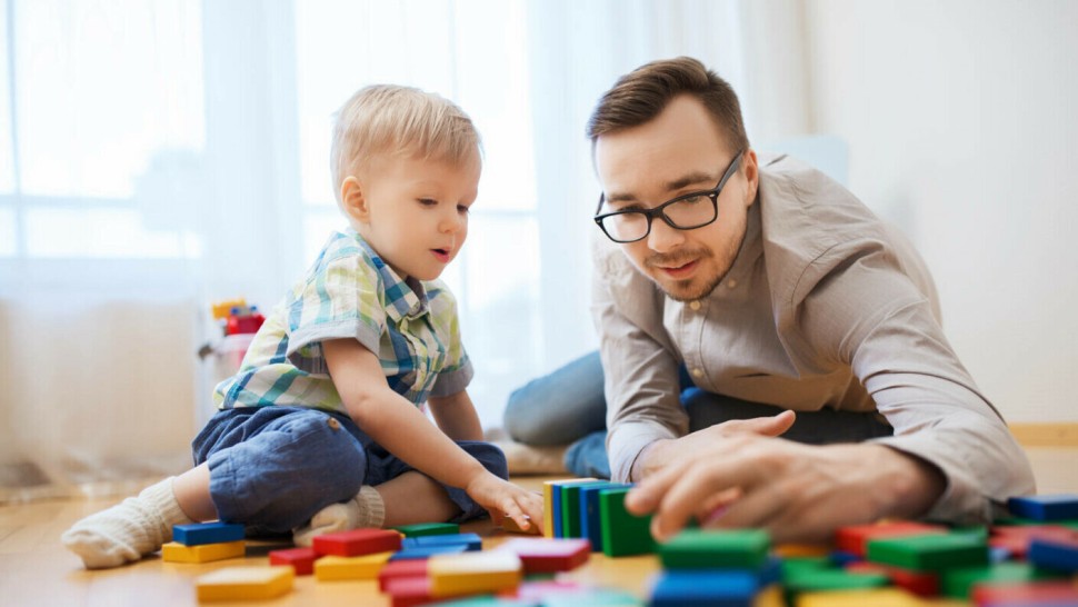 Program flexibil la job pentru părinții care au copii mai mici de 8 ani