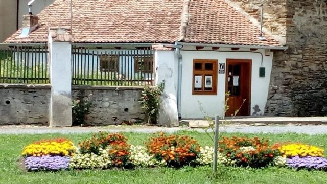 Panourile fotovoltaice finanţate prin Casa Verde pun în pericol un sit UNESCO din Romania