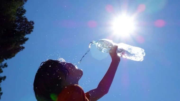 Cea mai hidratantă băutură pe timp de caniculă. Nu nu este apa