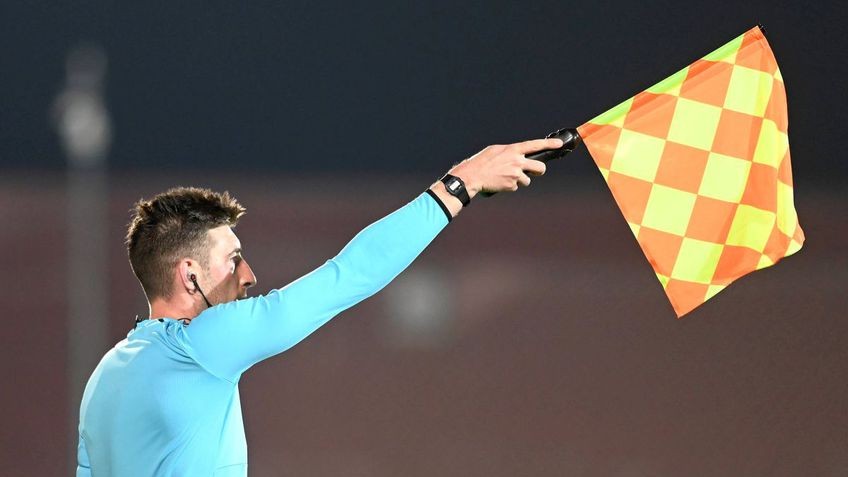 Se modifică regula ofsaid-ului la fotbal