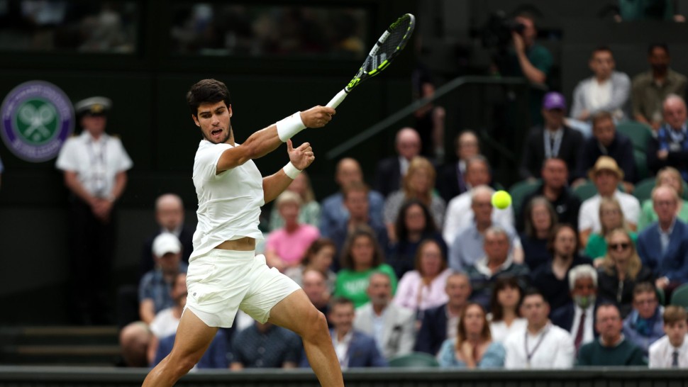Carlos Alcaraz a câștigat Wimbledon 2023. L-a învins pe Novak Djokovic