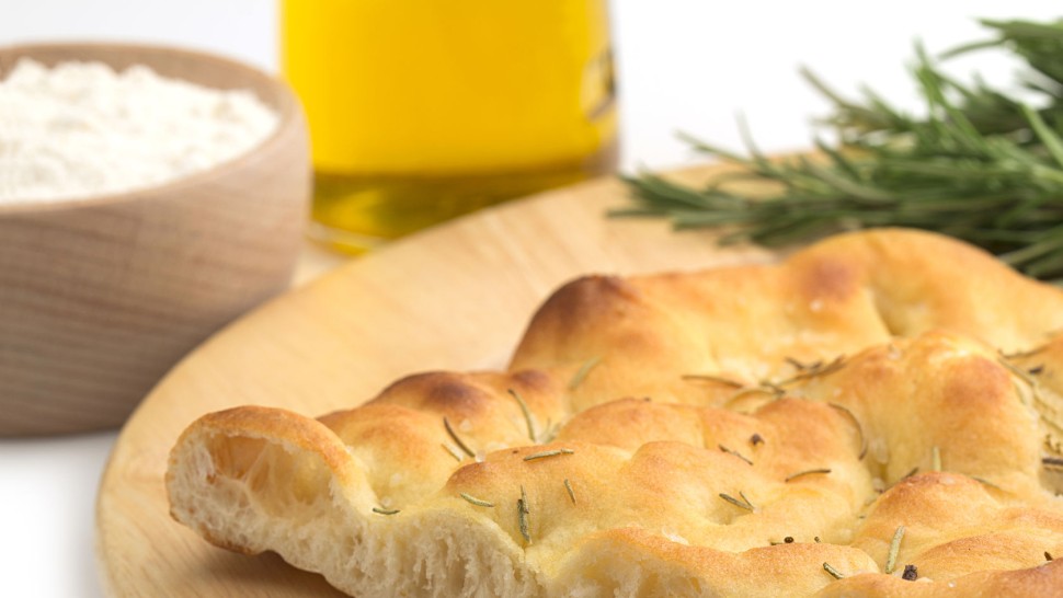 Rețete focaccia. Se poate face cu multe arome