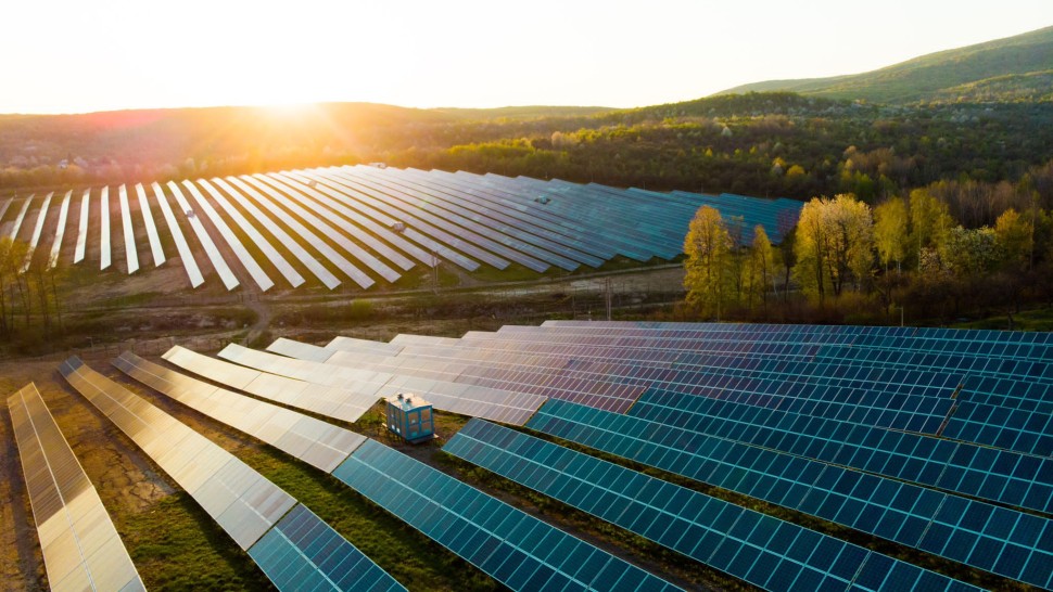Grupul Tinmar va investi 150 milioane de euro în construirea unor centrale fotovoltaice în următorii trei ani