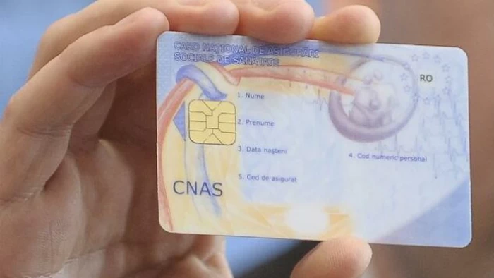 Se retipăresc cardurile de sănătate