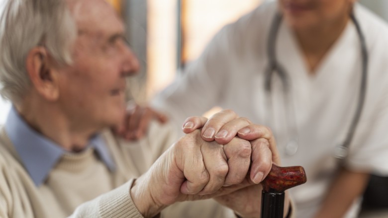 Peste 15 centre sociale din România închise după primele zile de controale. Zeci dintre acestea au deja activitatea suspendată