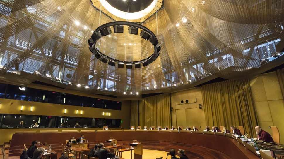 Decizia CJUE privind prescripția imposibil de aplicat. O analiză completă a fost realizată de avocat Manuela Gornoviceanu
