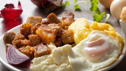 Top 5 preparate tradiționale pe care să le încerci în Bucovina