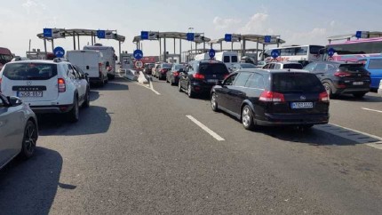 Legea se schimbă total obligații noi pentru românii care trec granița cu minori