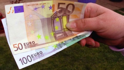 Cine sunt românii care pot încasa un bonus anti-inflaţie de 150 de euro
