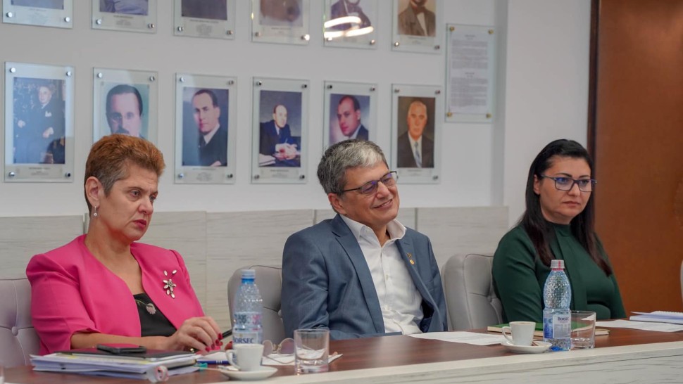 Marcel Boloș nu reușește să calmeze apele la Ministerul Finanțelor. Angajații continuă protestele la nivel național