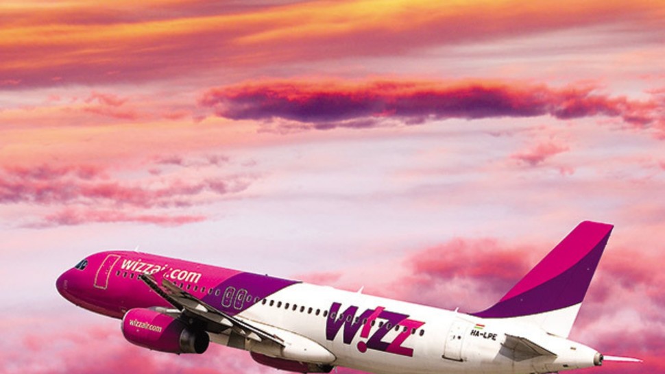 Wizz Air anulează noi zboruri din întreaga rețea inclusiv din România începând din septembrie. Compania refuză să publice lista completă