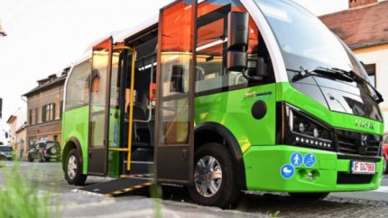 300.000.000 lei pentru microbuze electrice pentru transportul elevilor. Se deschid liniile de finanțare