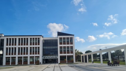 Avertismentul unui profesor din București înaintea de începutul anului școlar Uitați-vă cum arată școala în care învățați în care copiii voștri învață