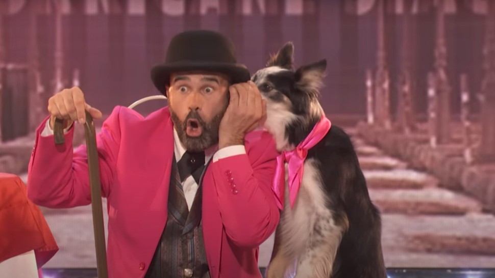 Un român și cățelușa lui au câștigat Americas Got Talent și 1 milion de dolari Momentele fabuloase din finala spectacolului | VIDEO