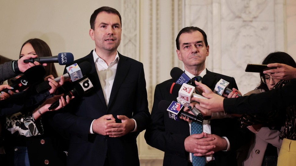 Opoziția atacă la CCR măsurile fiscale. Reacția premierului Marcel Ciolacu