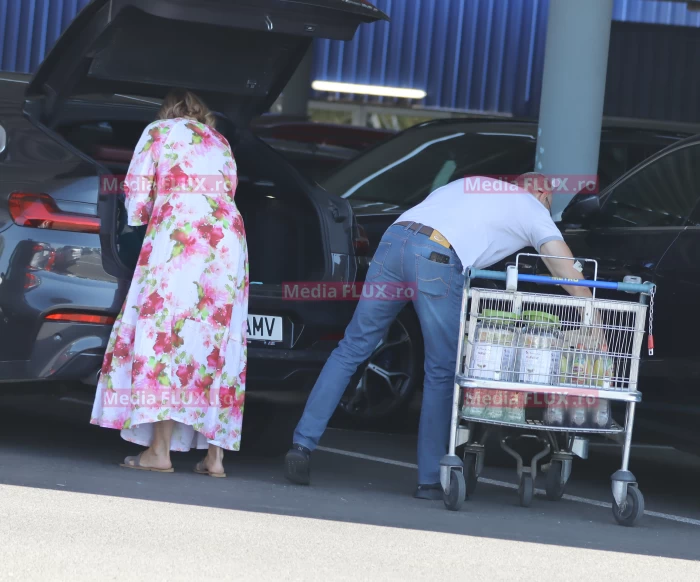 Andreea Marin, fericită nevoie mare în parcare