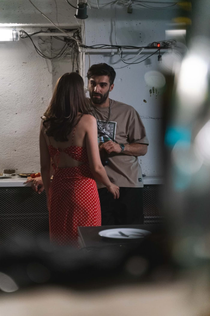 Cine sunt Daniel Nuţă şi Teona Stavarachi, protagoniști ai serialului Groapa de la Pro TV