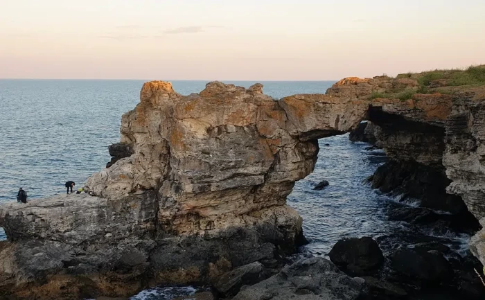 Arcul de la Tiulenovo