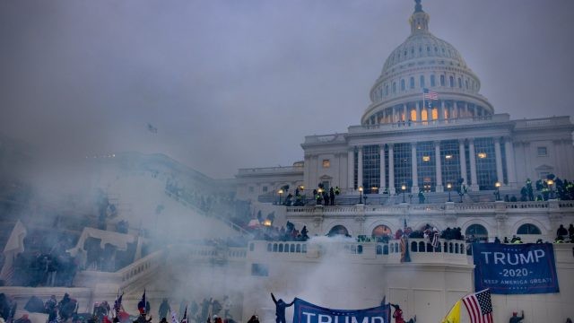 Ani grei de închisoare pentru omul care a organizat atacul asupra Capitoliului