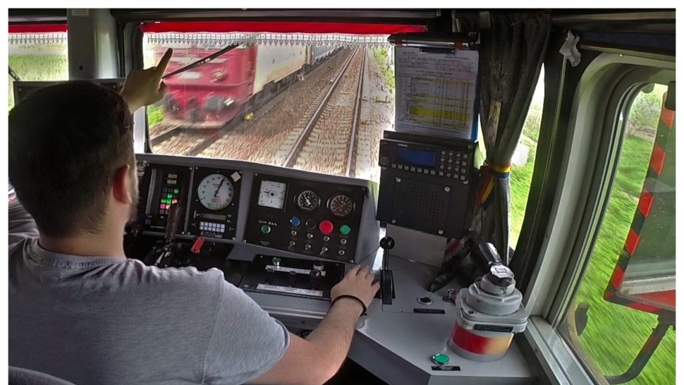Mecanicul unui tren de pasageri prins drogat. Ce consumase gălățeanul