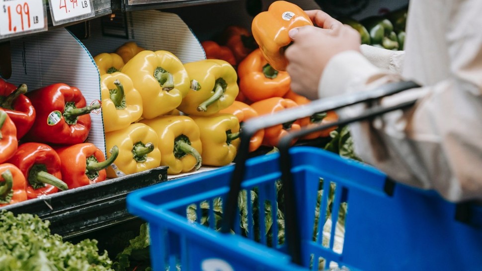 Ministrul Boloș dă vestea cea mare românilor Ce produse se vor scumpi de la 1 ianuarie
