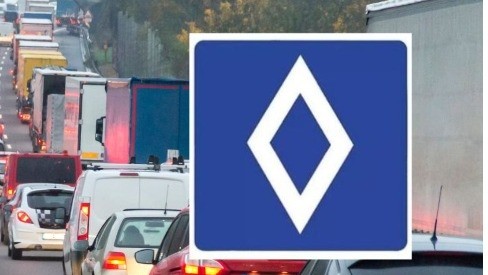 Atenție un nou indicator rutier în Europa. Ce înseamnă rombul alb pe fond albastru