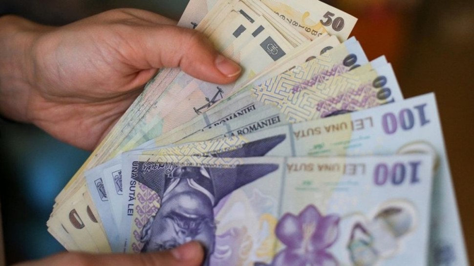 Bani gratis de la stat pentru acești români. Se dau câte 12.500 de lei de persoană cu o singură condiție