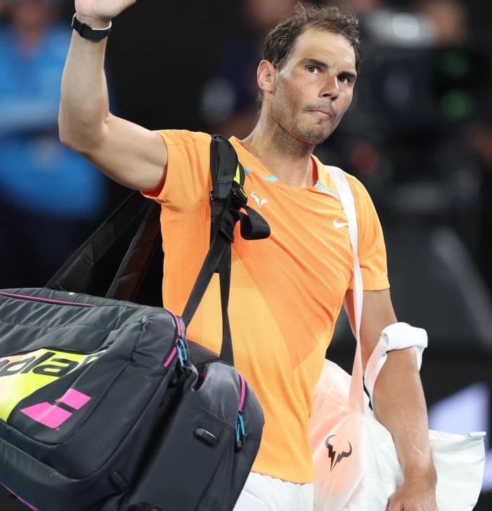 Rafael Nadal se întoarce pe teren