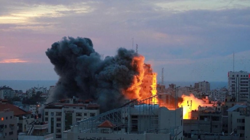 Măcelul continuă în Gaza. Peste 100 de refugiați și-au pierdut viața după un atac al IDF-ului