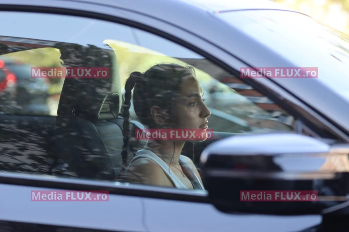 Imagini cu Alexia Eram care plimbă cu lejeritate 100.000 de euro prin București | PAPARAZZI