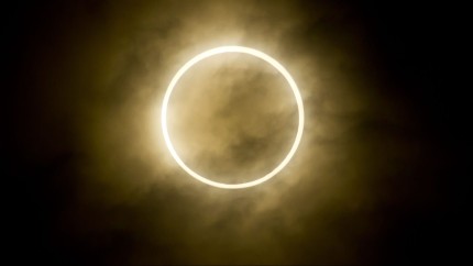 Eclipsă inelară de Soare în 14 octombrie. Cum ne influențează