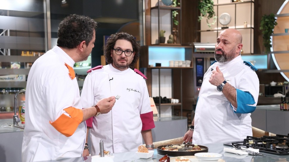 În ziua marii finale Chefi la Cuțite o fostă concurentă de la Mireasă pentru fiul meu atacă Antena 1