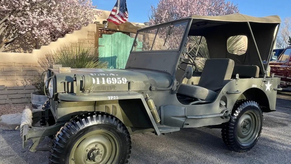Istoria Jeep-ului vehiculul cu care a fost dotată armata SUA în 1941. Numele lui are legătură cu Popeye Marinarul