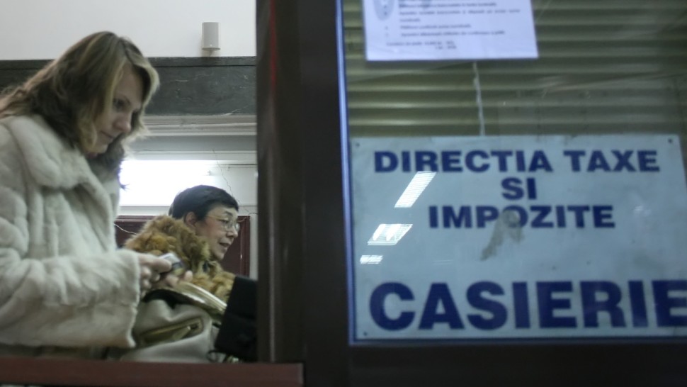 Românii care vor plăti taxe și impozite mai mari. Se schimbă modul de calcul al acestora
