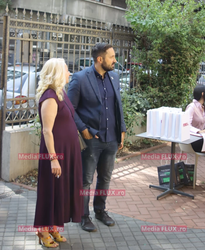 EXCLUSIV: Domnul Tudy, fostul Oanei Zăvoranu, înconjurat tot de femei, în timp ce fosta iubită este înconjurată tot de... scandal | PAPARAZZI