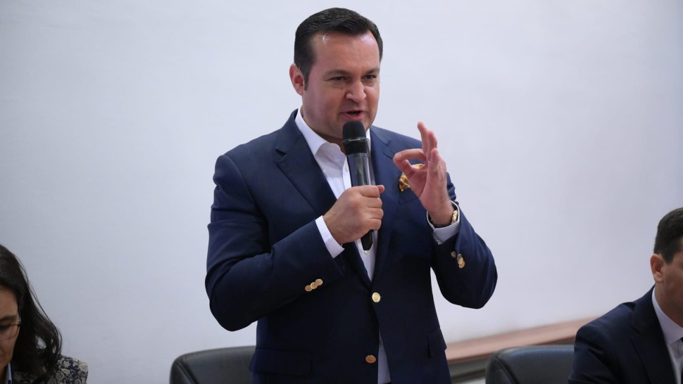 Cum a batjocorit Cherecheș Poliția de Frontieră. A părăsit țara prin vama Petea cu un buletin fals | UPDATE