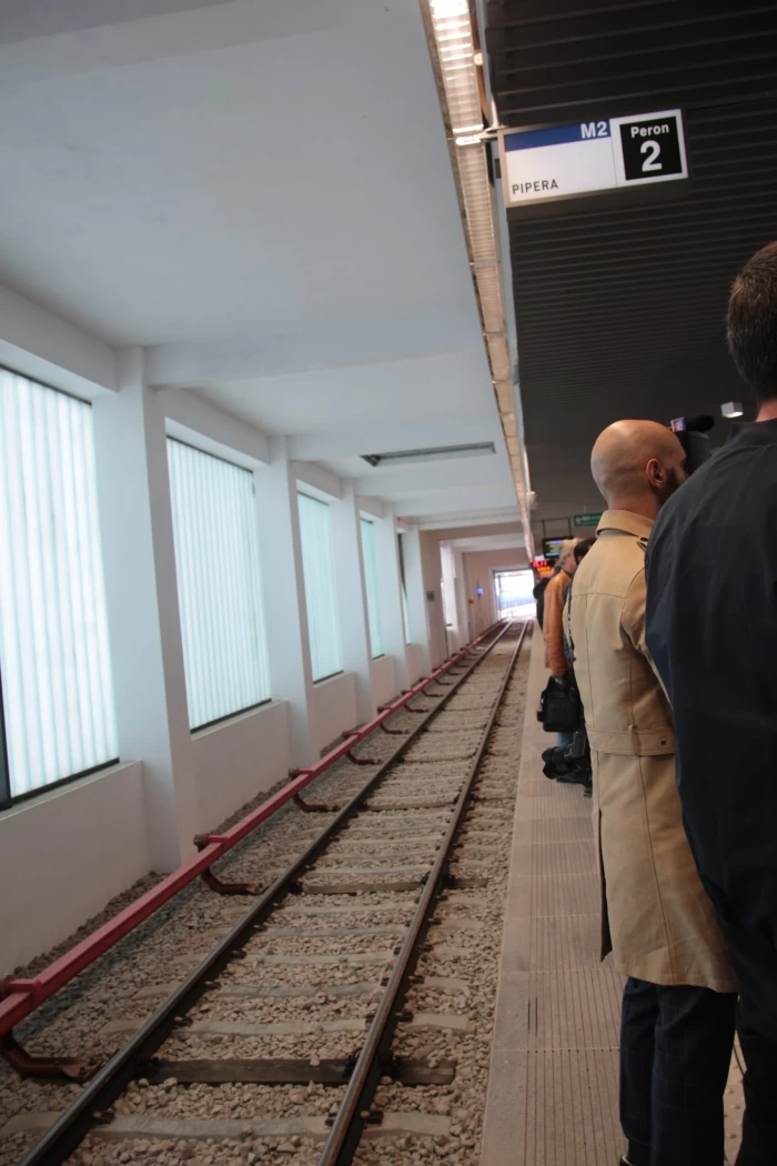 Stația de metrou Tudor Arghezi