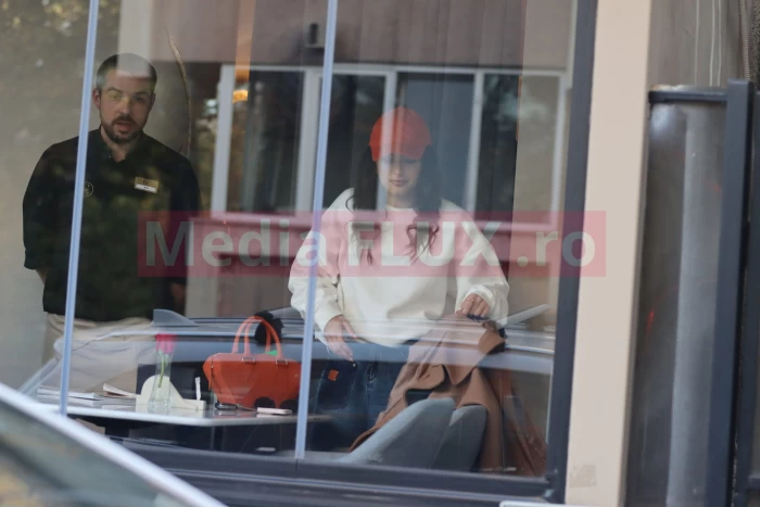 Alexia Eram, mofturoasă la restaurant. Fiica Andreei Esca, prin oraș după America Expres