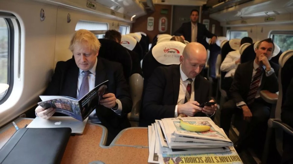 Vocea lui Boris Johnson va anunța sosirea trenurilor în gările din jurul Kievului