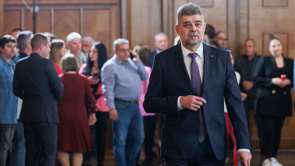 De unde se îmbracă Marcel Ciolacu și cât costă hainele sale