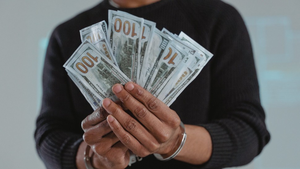 Fraudă de 25 de milioane de euro din TVA. A intervenit Parchetul condus de Kovesi