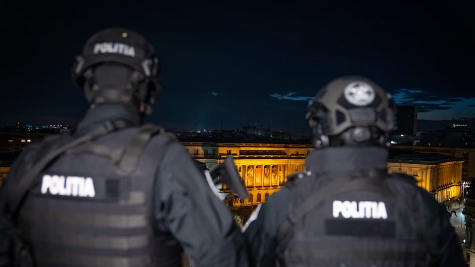 Companiile care angajează livratori din Asia percheziționate Firmele de curierat din București luate la puricat de poliție