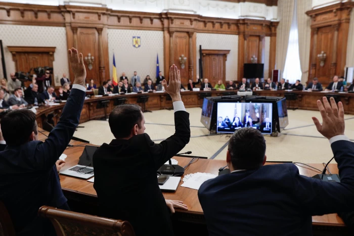 Comisiile de specialitate din Parlament dezbat si voteaza amendamentele la Legea bugetului de stat pe anul 2024. Inquam Photos / George Calin
